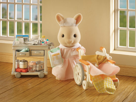 Country Nurse Set – Sylvanian Store Keepers - Main Image