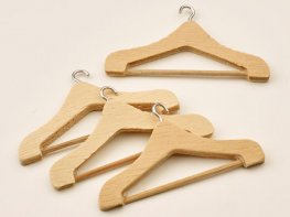 [DB] Pine Coat Hangers [pk4]
